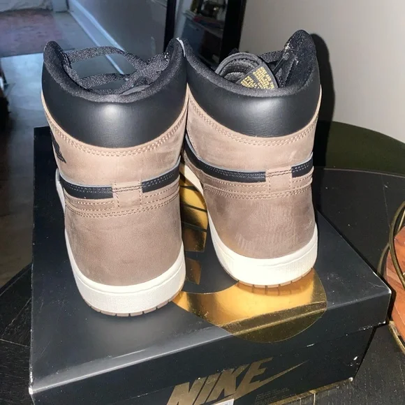 Jordan 1 High Mocha Men’s OG Release (2020) Size 11 Receipt Nike - Picture 5 of 16